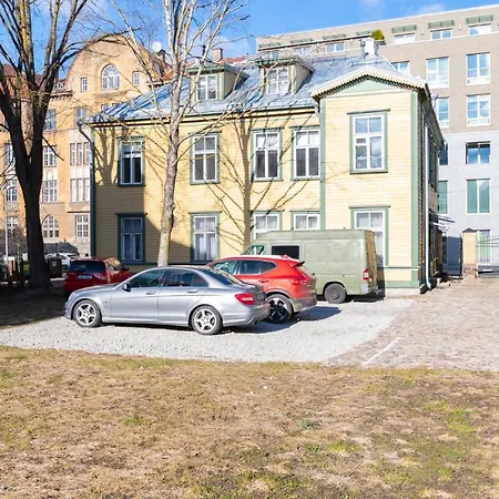 Tatari Center * Tallin