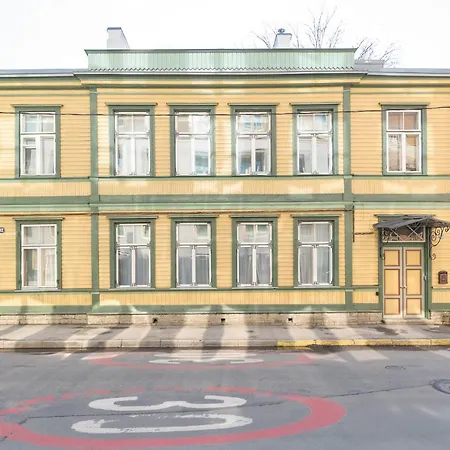 Appartement Tatari Center *